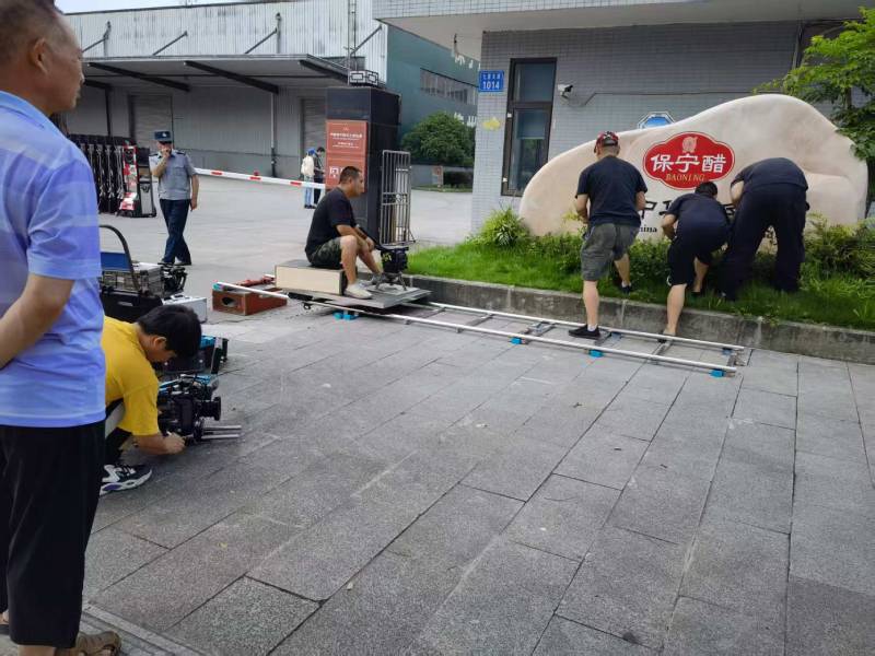 维西广告片拍摄公司核心优势：全流程服务，让品牌广告片省心更出彩